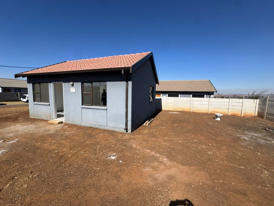 2 Bedroom Property for Sale in Toekomsrus Gauteng