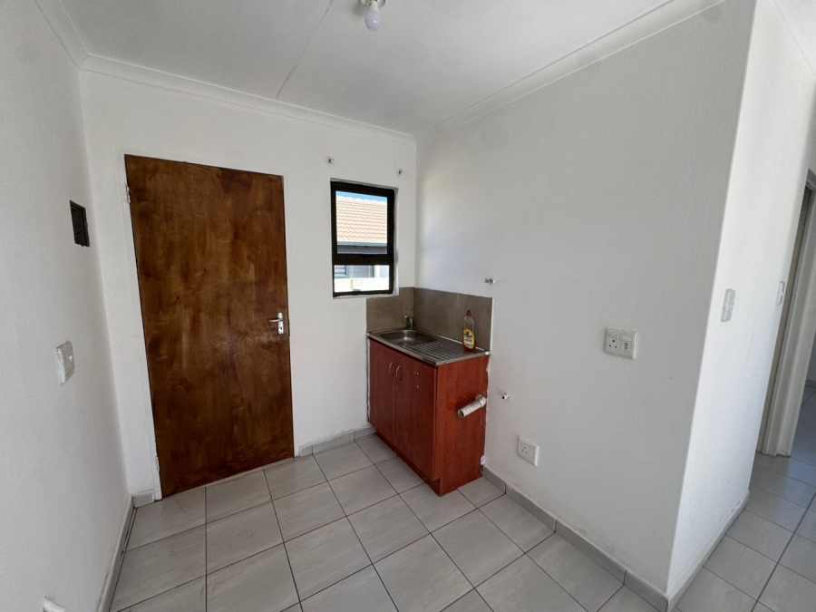 2 Bedroom Property for Sale in Toekomsrus Gauteng