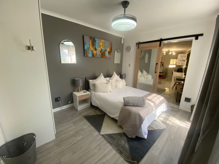 To Let 1 Bedroom Property for Rent in Beverley Gauteng