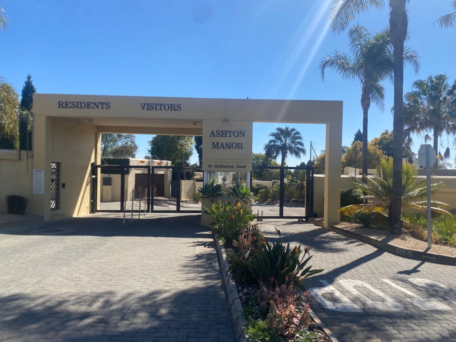 To Let 1 Bedroom Property for Rent in Beverley Gauteng
