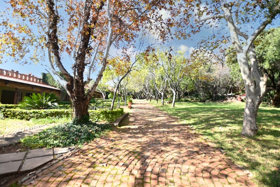 Commercial Property for Sale in Elandsfontein AH Gauteng