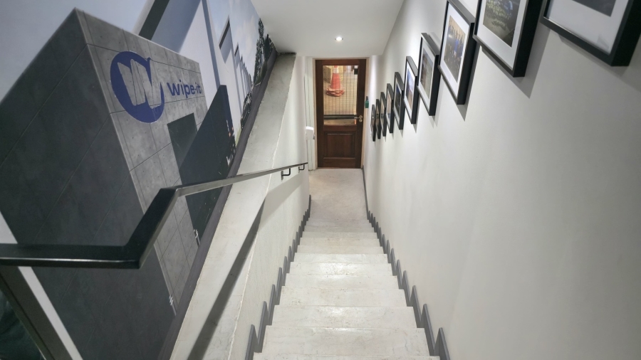 To Let commercial Property for Rent in Hennopspark Gauteng