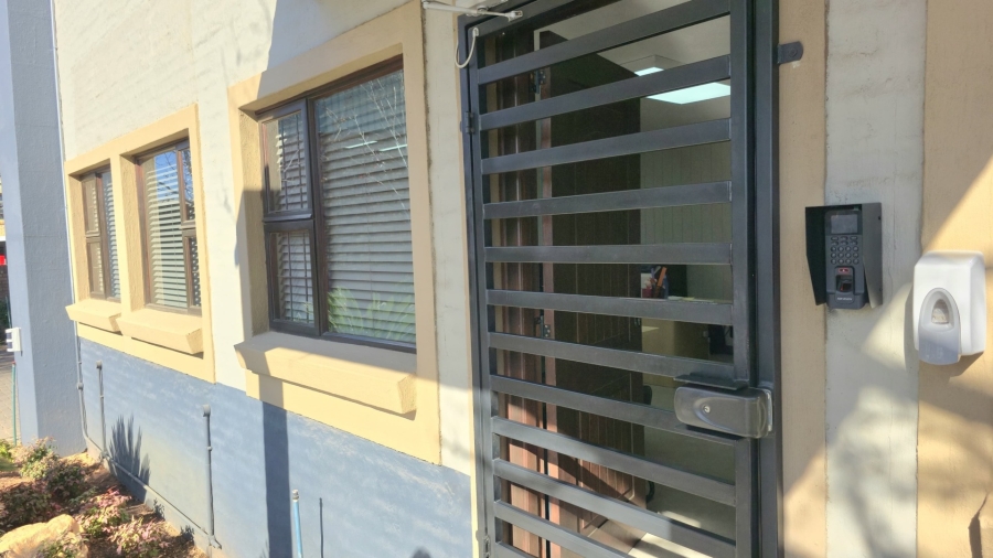 To Let commercial Property for Rent in Hennopspark Gauteng