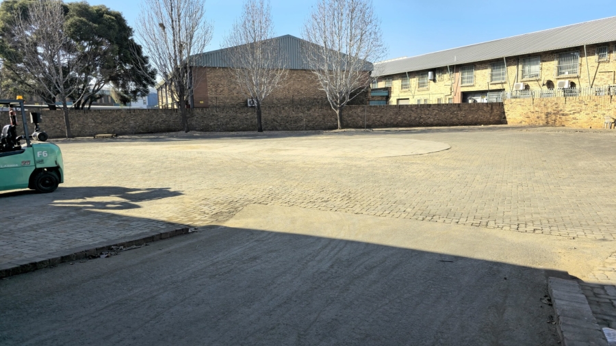To Let commercial Property for Rent in Hennopspark Gauteng