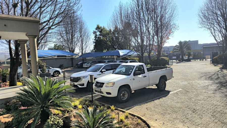 To Let commercial Property for Rent in Hennopspark Gauteng