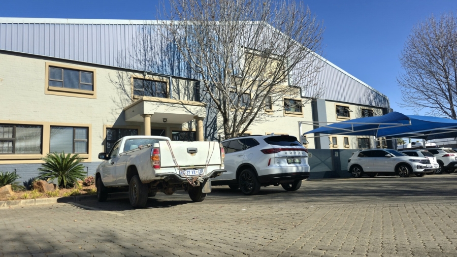 To Let commercial Property for Rent in Hennopspark Gauteng
