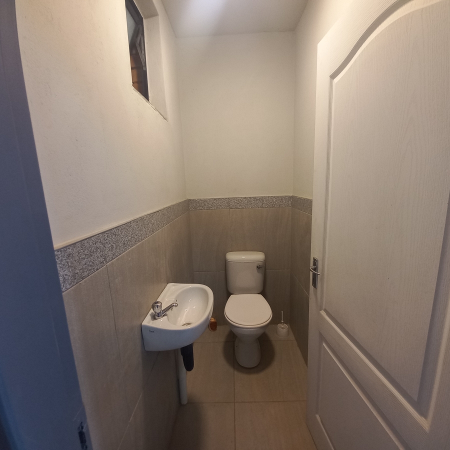 To Let commercial Property for Rent in Isandovale Gauteng