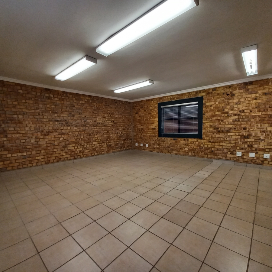 To Let commercial Property for Rent in Brentwood Park Gauteng