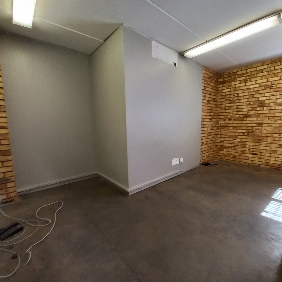 To Let commercial Property for Rent in Brentwood Gauteng