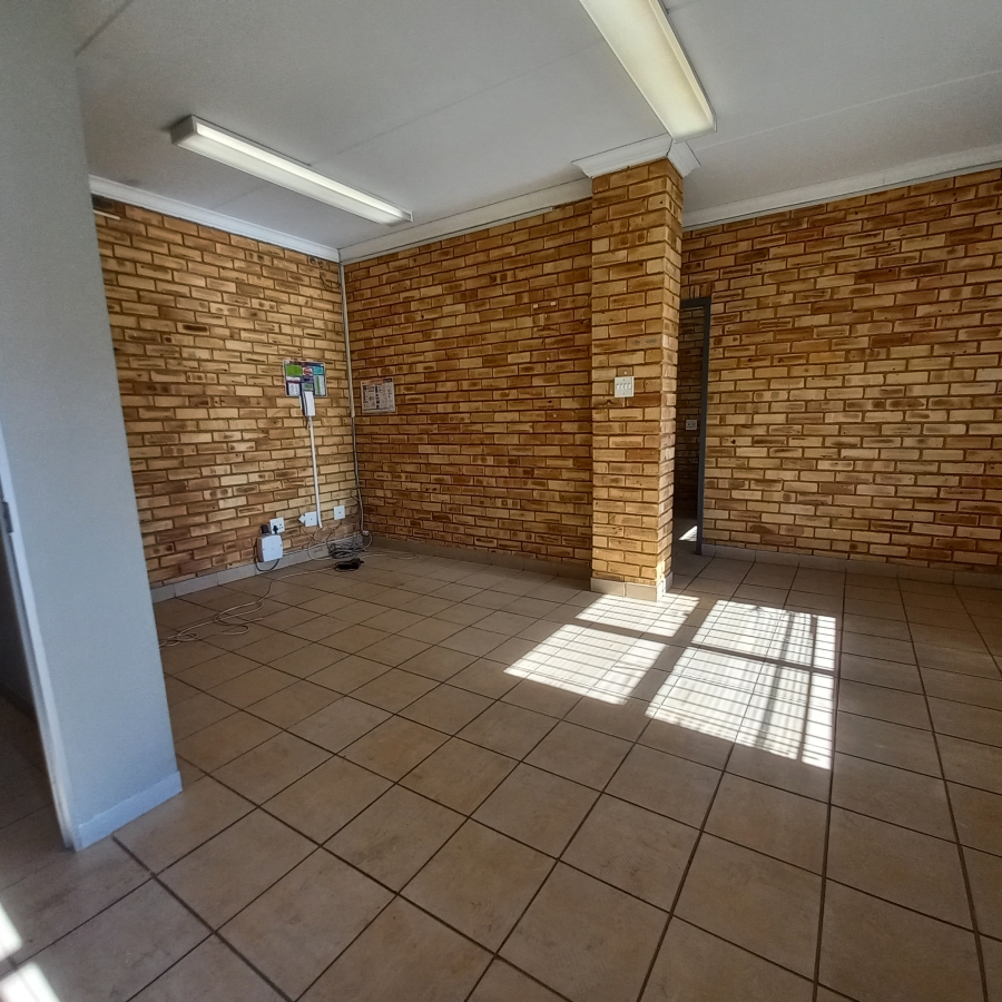 To Let commercial Property for Rent in Brentwood Gauteng