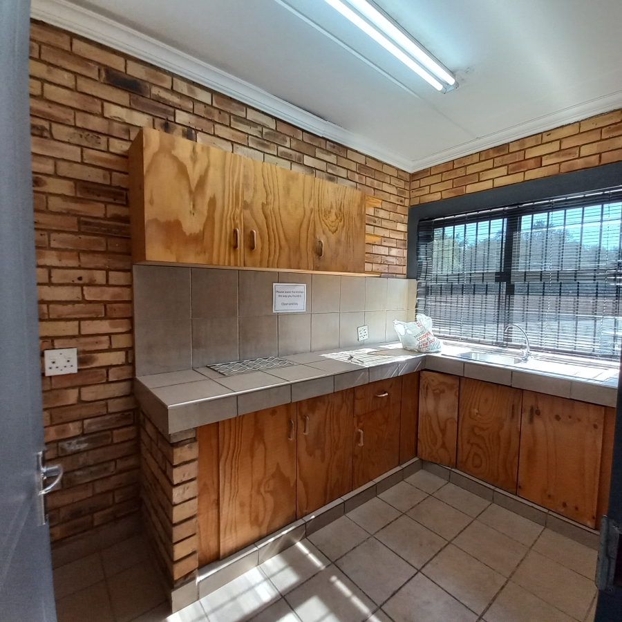 To Let commercial Property for Rent in Brentwood Gauteng