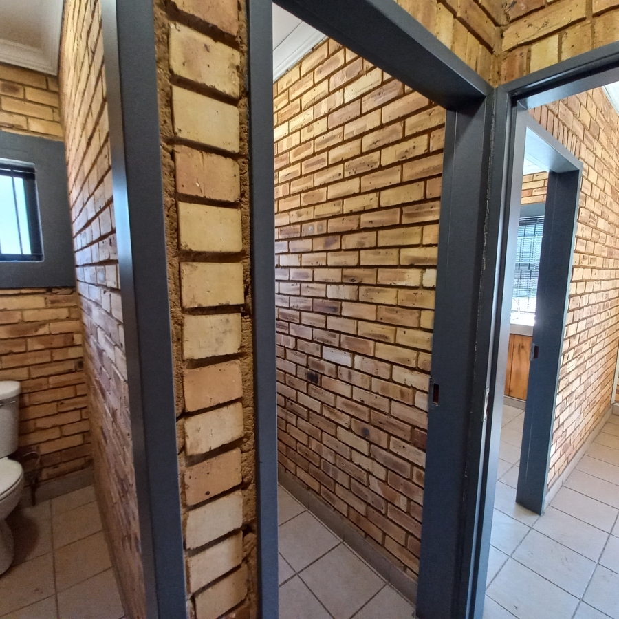 To Let commercial Property for Rent in Brentwood Gauteng