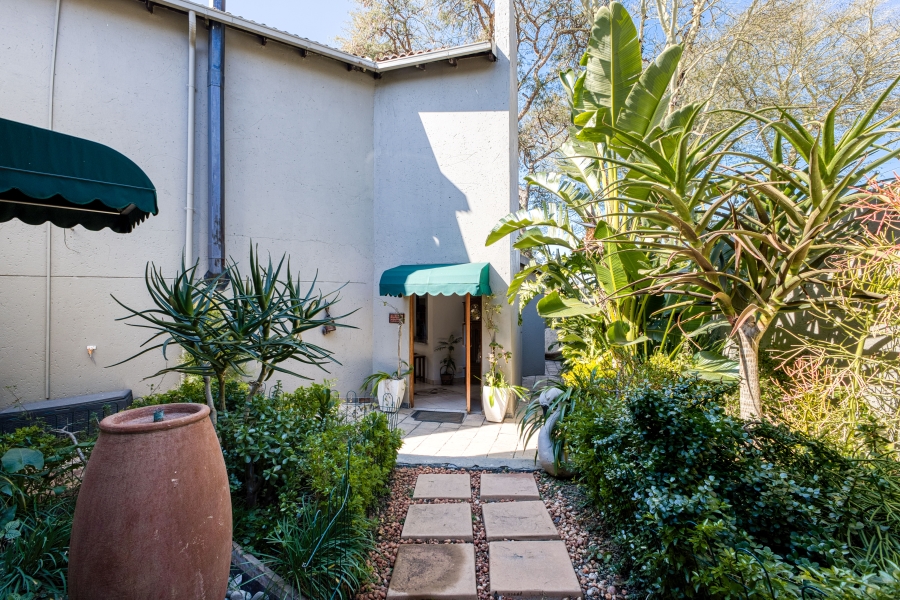 3 Bedroom Property for Sale in Magaliessig Gauteng