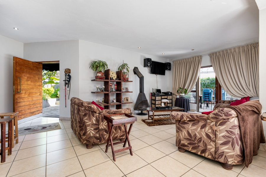 3 Bedroom Property for Sale in Magaliessig Gauteng