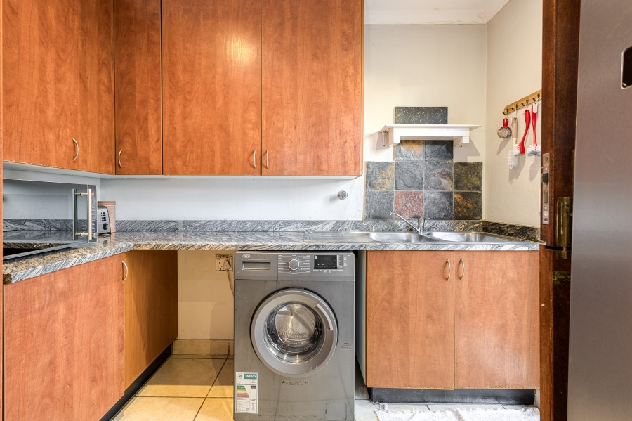 3 Bedroom Property for Sale in Magaliessig Gauteng