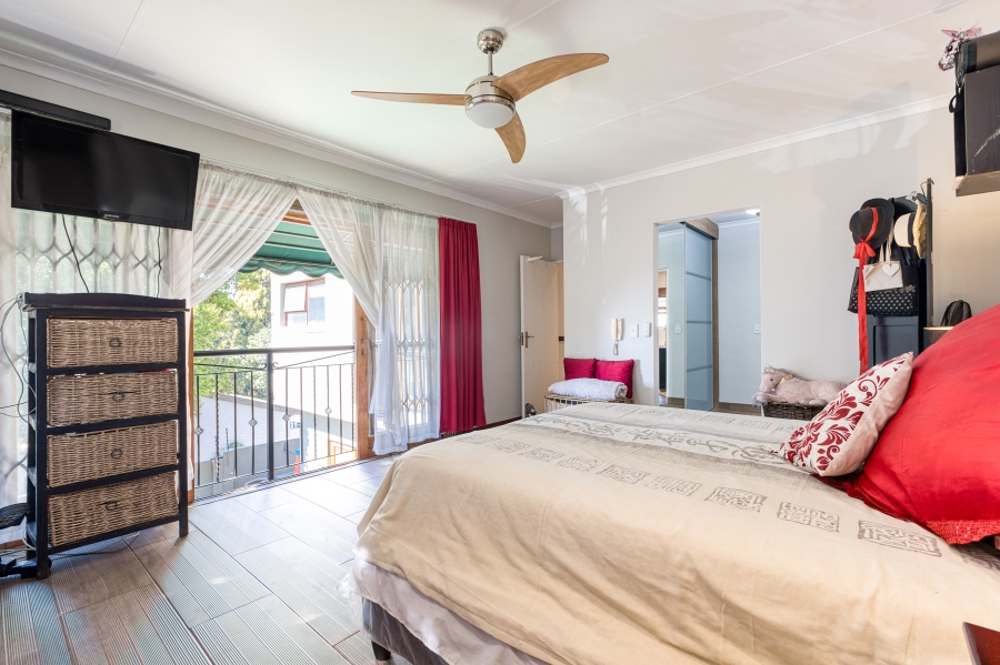 3 Bedroom Property for Sale in Magaliessig Gauteng