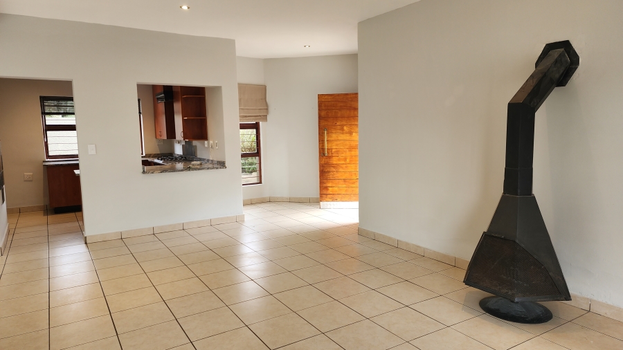 3 Bedroom Property for Sale in Magaliessig Gauteng