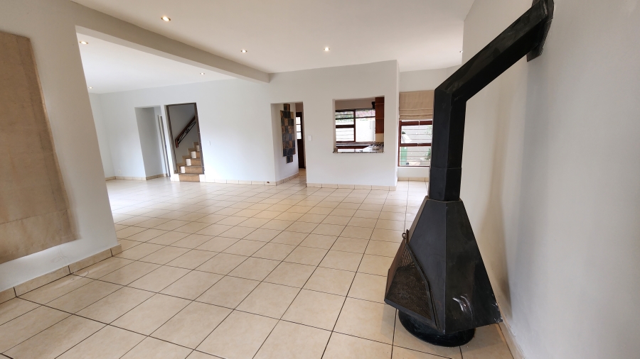 3 Bedroom Property for Sale in Magaliessig Gauteng