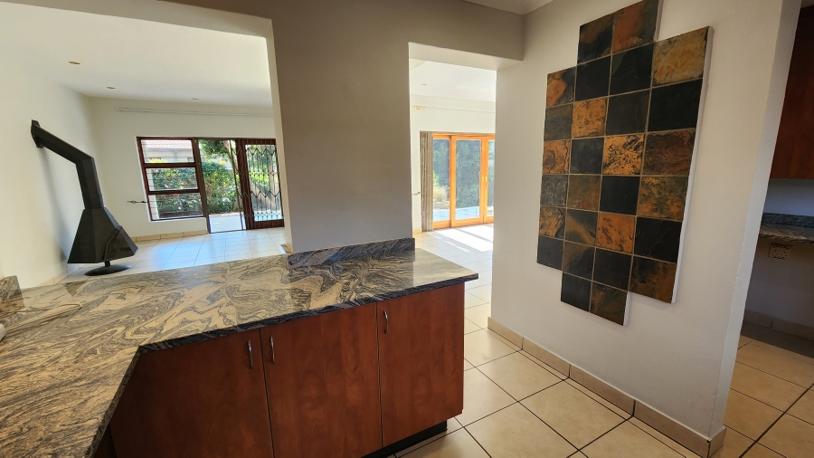 3 Bedroom Property for Sale in Magaliessig Gauteng