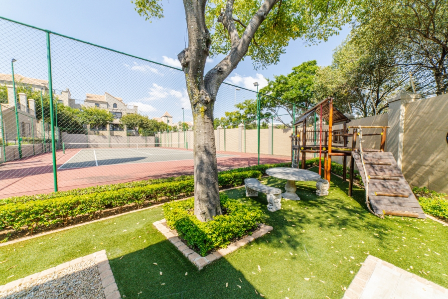 To Let 1 Bedroom Property for Rent in Lonehill Gauteng