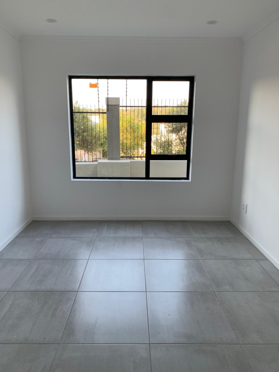 To Let 2 Bedroom Property for Rent in Lonehill Gauteng