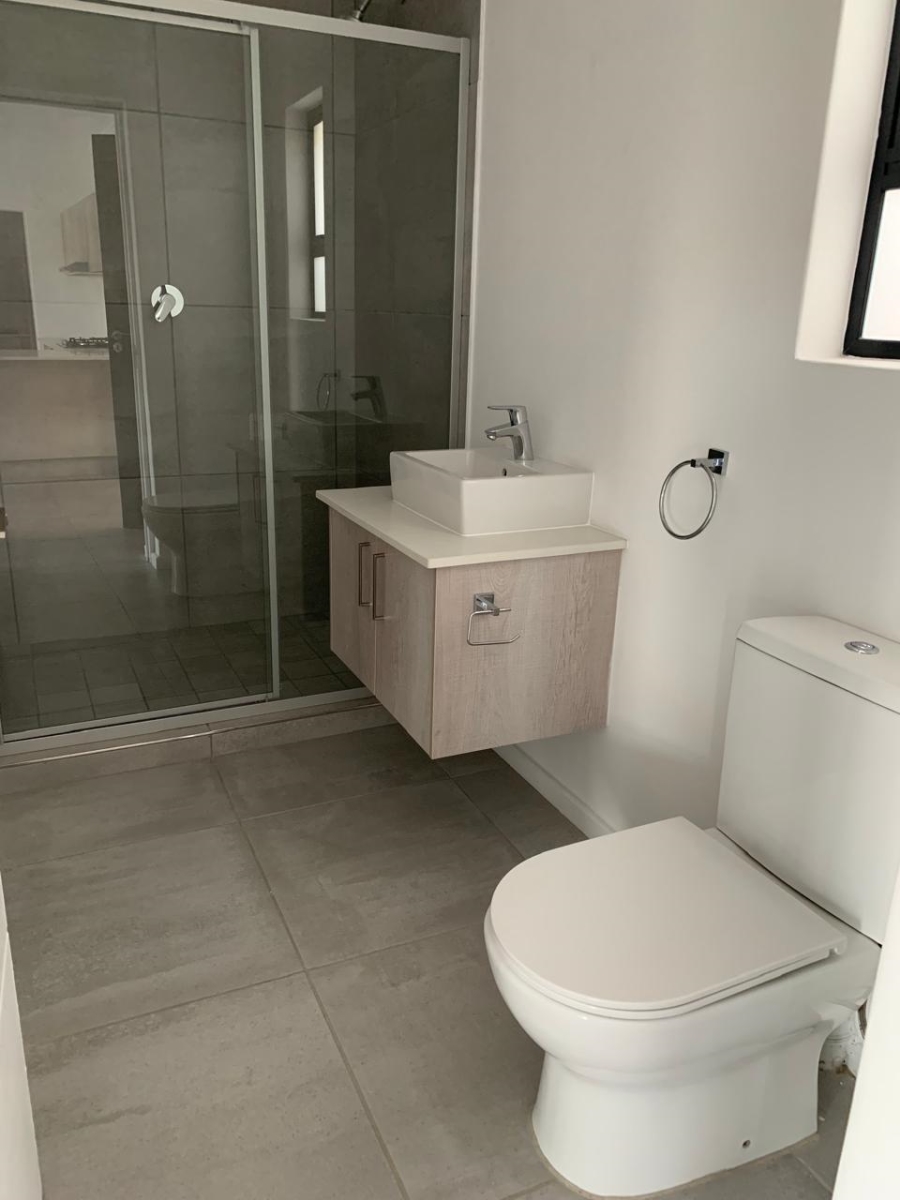 To Let 2 Bedroom Property for Rent in Lonehill Gauteng