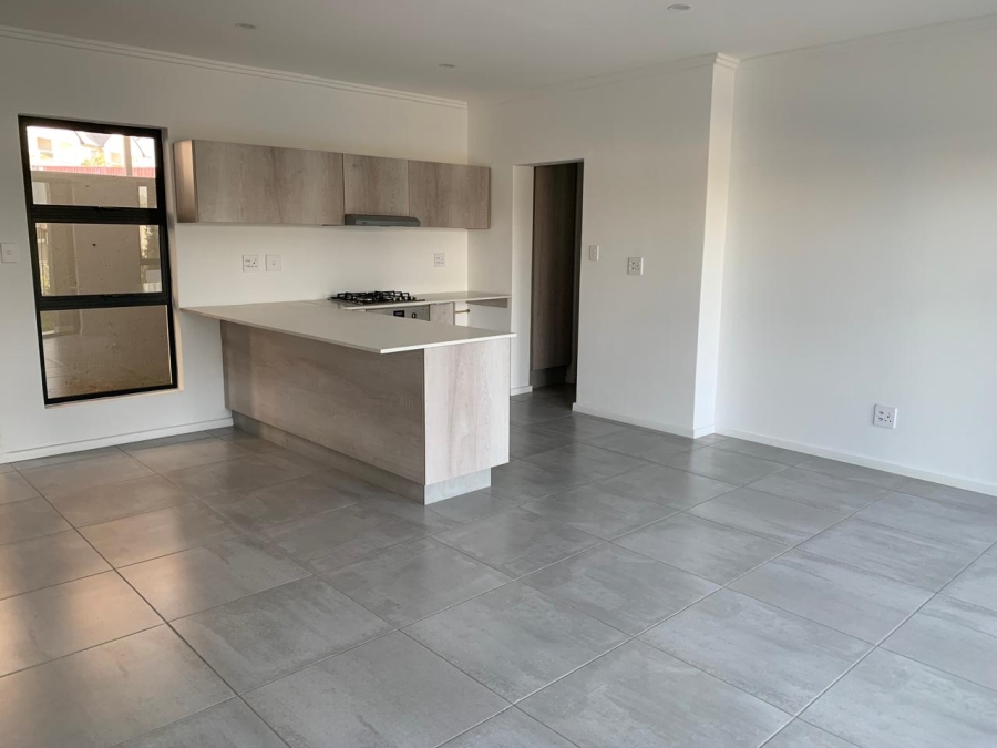 To Let 2 Bedroom Property for Rent in Lonehill Gauteng