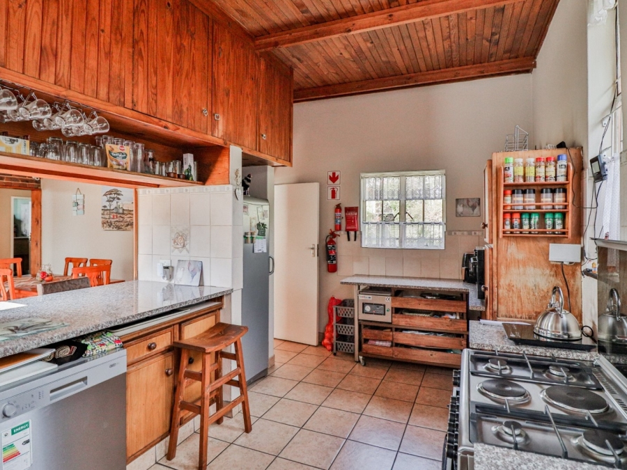 6 Bedroom Property for Sale in Kilner Park Gauteng