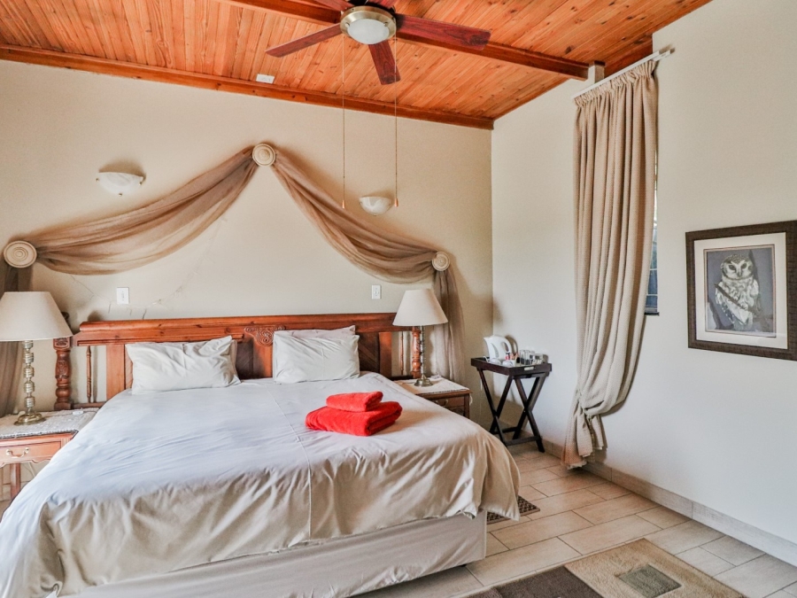 6 Bedroom Property for Sale in Kilner Park Gauteng