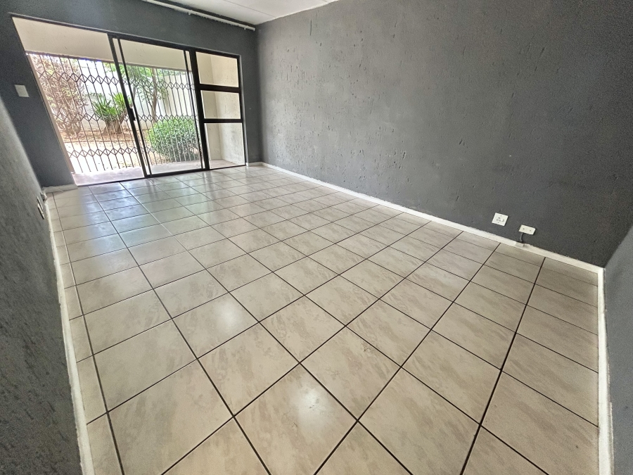 2 Bedroom Property for Sale in Halfway Gardens Gauteng