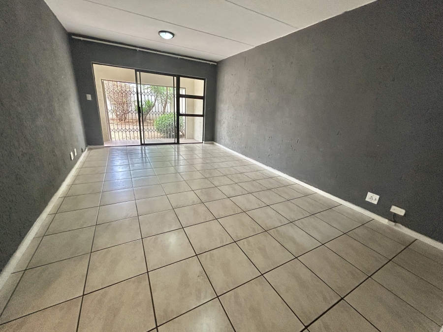 2 Bedroom Property for Sale in Halfway Gardens Gauteng