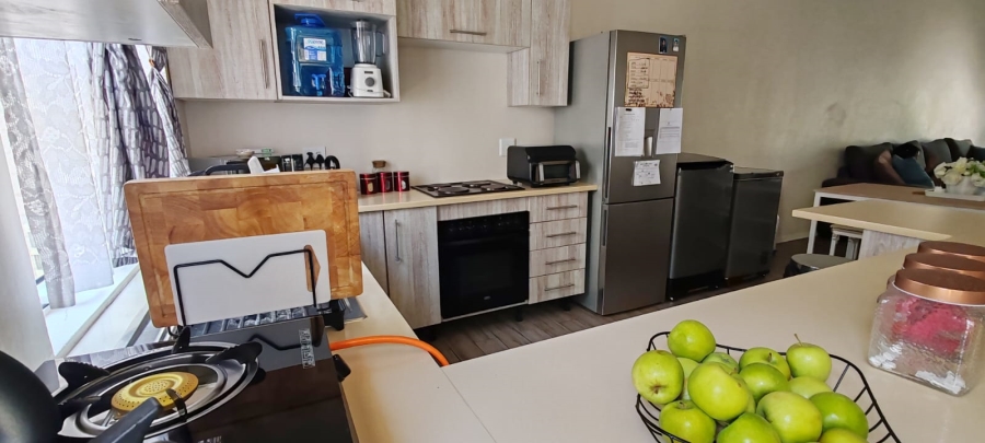 6 Bedroom Property for Sale in Blairgowrie Gauteng