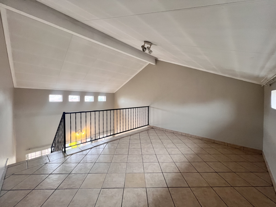 To Let 2 Bedroom Property for Rent in Halfway Gardens Gauteng
