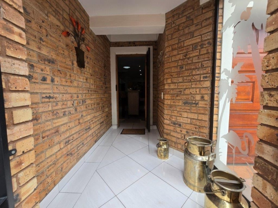 3 Bedroom Property for Sale in New Market Park Gauteng