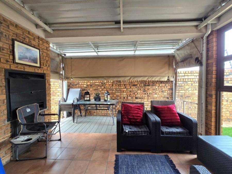 3 Bedroom Property for Sale in New Market Park Gauteng