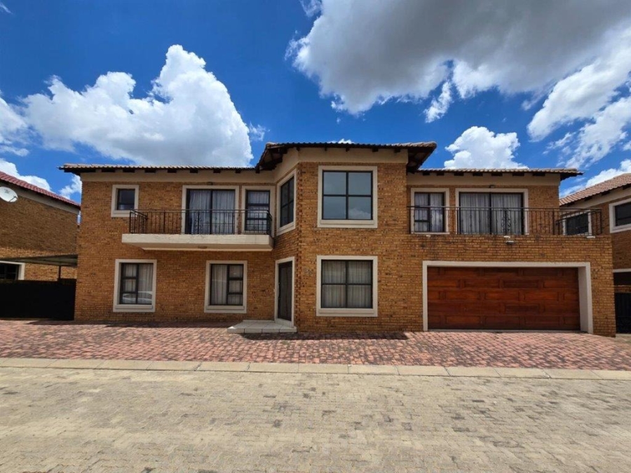 3 Bedroom Property for Sale in New Market Park Gauteng