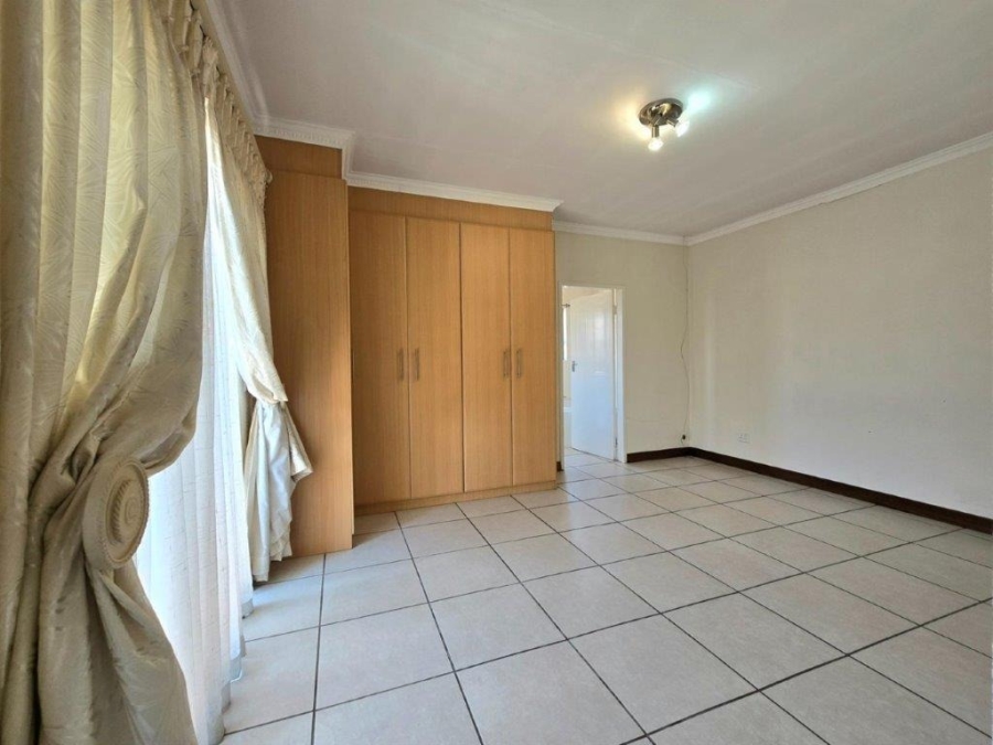 3 Bedroom Property for Sale in New Market Park Gauteng