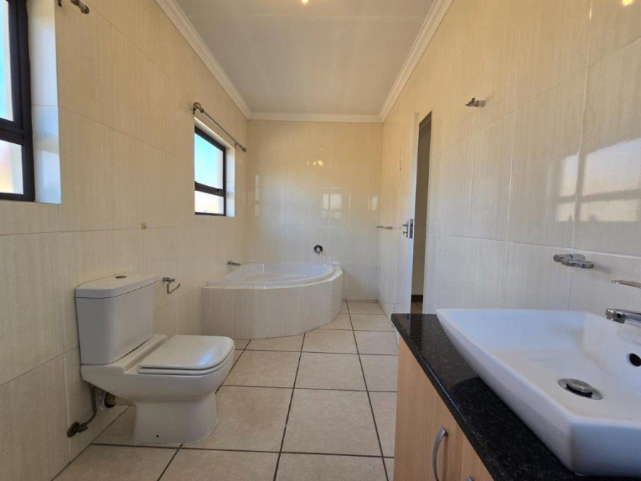 3 Bedroom Property for Sale in New Market Park Gauteng