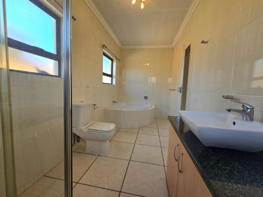3 Bedroom Property for Sale in New Market Park Gauteng
