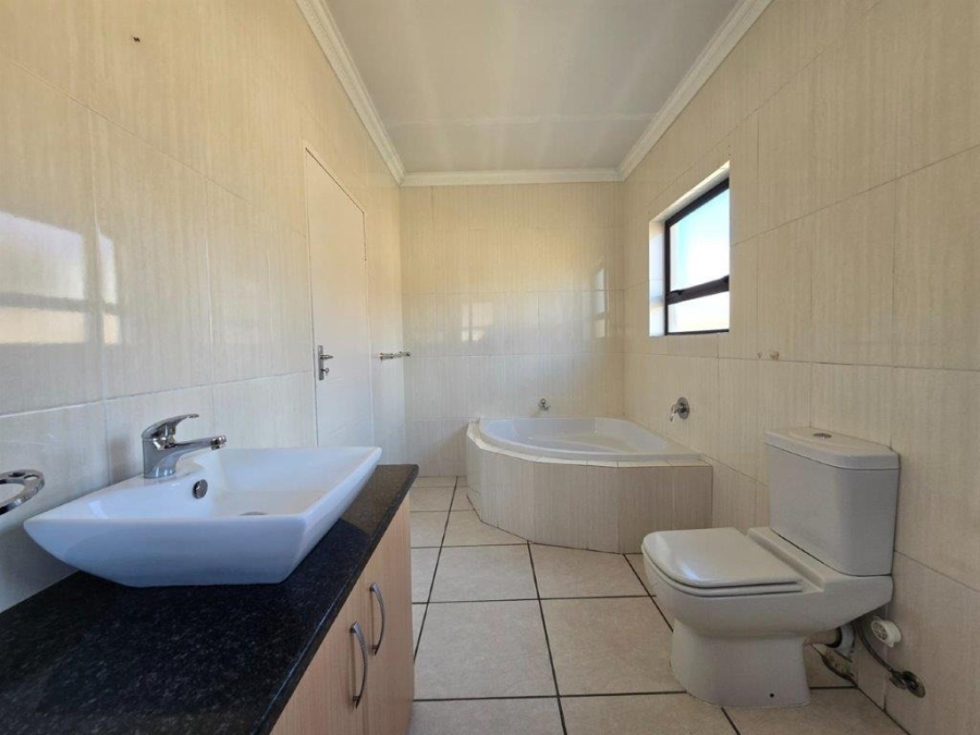 3 Bedroom Property for Sale in New Market Park Gauteng