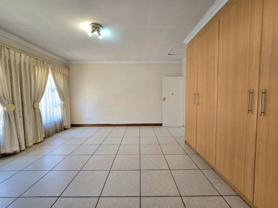 3 Bedroom Property for Sale in New Market Park Gauteng