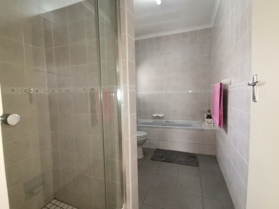3 Bedroom Property for Sale in Randhart Gauteng