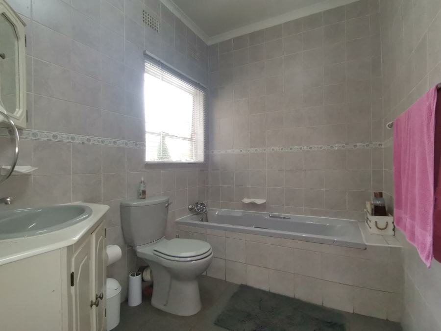 3 Bedroom Property for Sale in Randhart Gauteng