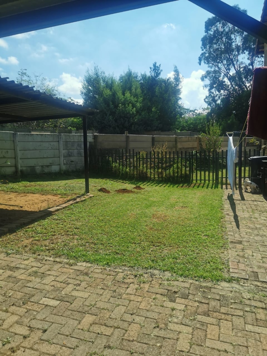 7 Bedroom Property for Sale in Groblerpark Gauteng