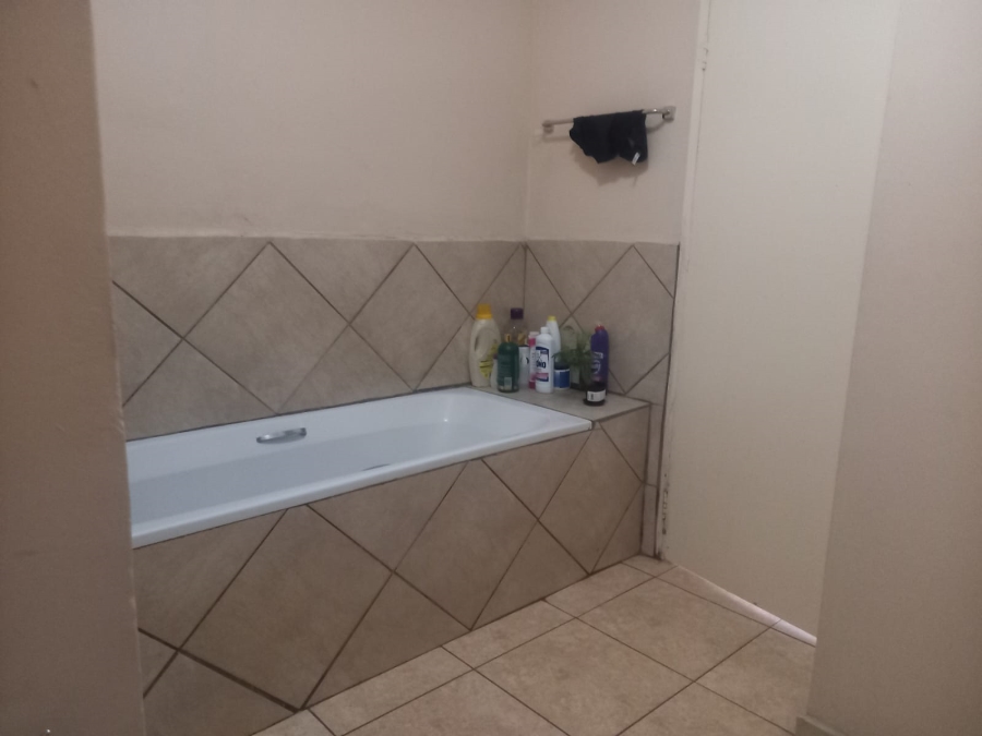 1 Bedroom Property for Sale in Norkem Park Gauteng