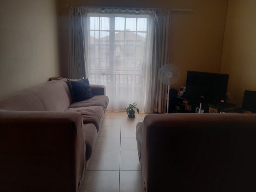 1 Bedroom Property for Sale in Norkem Park Gauteng