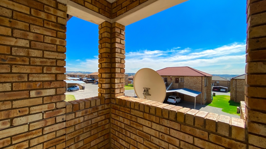2 Bedroom Property for Sale in Elandspark Gauteng