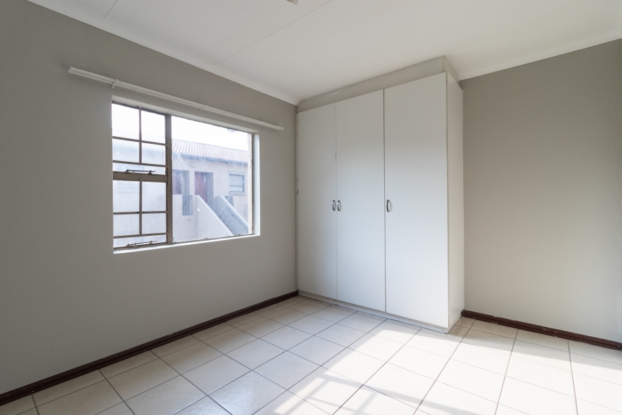 2 Bedroom Property for Sale in Albemarle Gauteng