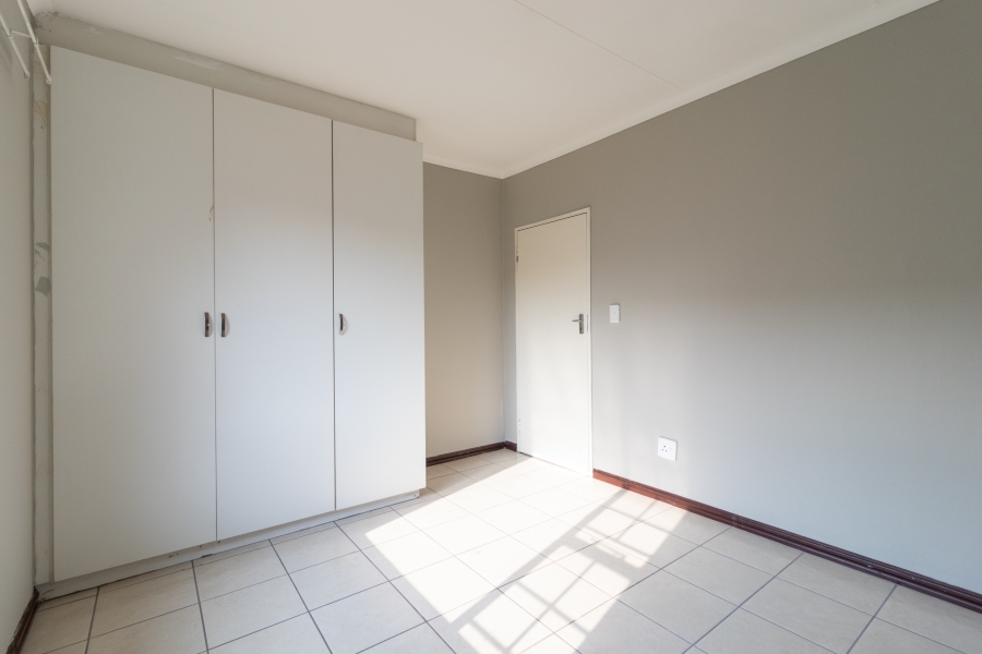 2 Bedroom Property for Sale in Albemarle Gauteng