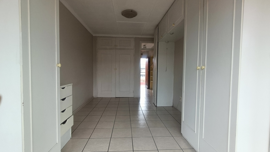 1 Bedroom Property for Sale in New Redruth Gauteng